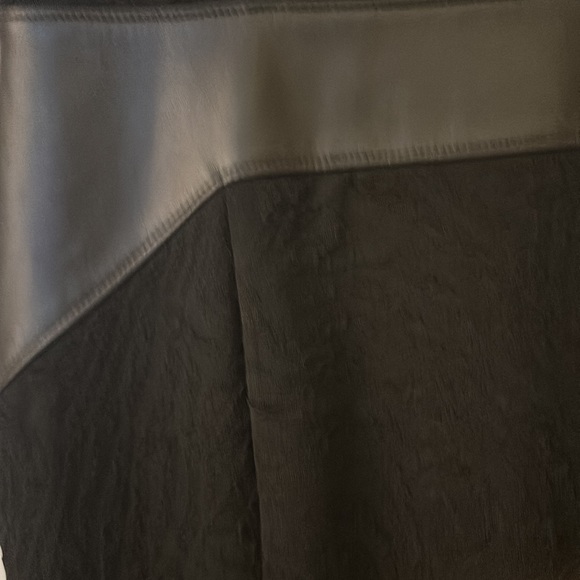 Marc New York Dress - Excellent Condition size 6 leather Details - Picture 3 of 6